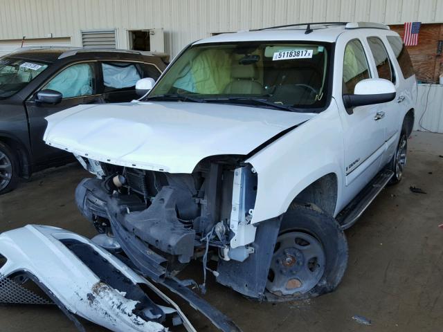 1GKFK63867J344191 - 2007 GMC YUKON DENA WHITE photo 2