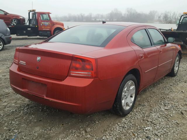 2B3KA43R08H150951 - 2008 DODGE CHARGER RED photo 4