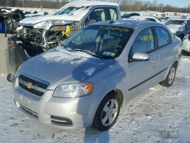 KL1TD5DE1AB131312 - 2010 CHEVROLET AVEO LS SILVER photo 2