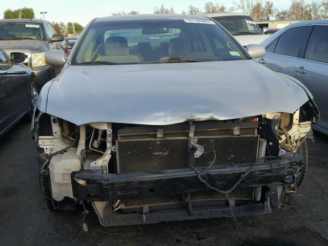 4T4BF3EK5AR048933 - 2010 TOYOTA CAMRY BASE SILVER photo 9