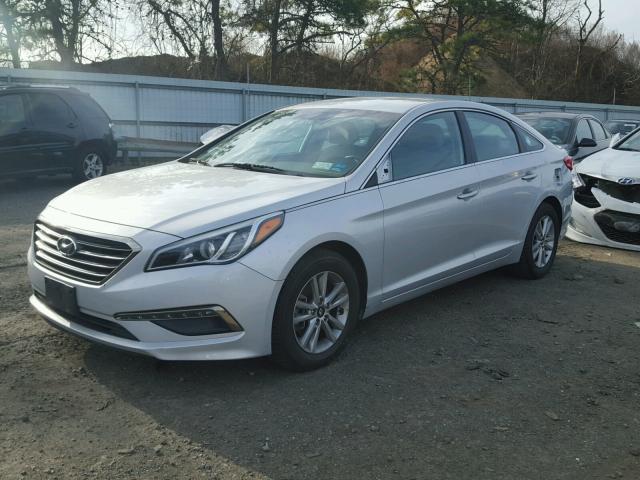 5NPE24AF6FH014846 - 2015 HYUNDAI SONATA SE SILVER photo 2