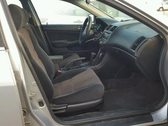 1HGCM56363A055388 - 2003 HONDA ACCORD LX SILVER photo 5