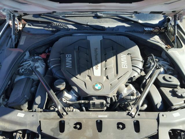 WBALZ5C57CC619749 - 2012 BMW 650 XI WHITE photo 7