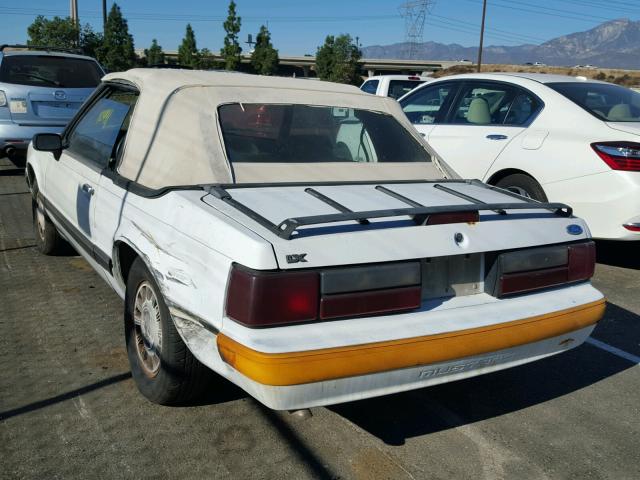 1FABP44A2KF259819 - 1989 FORD MUSTANG LX WHITE photo 3
