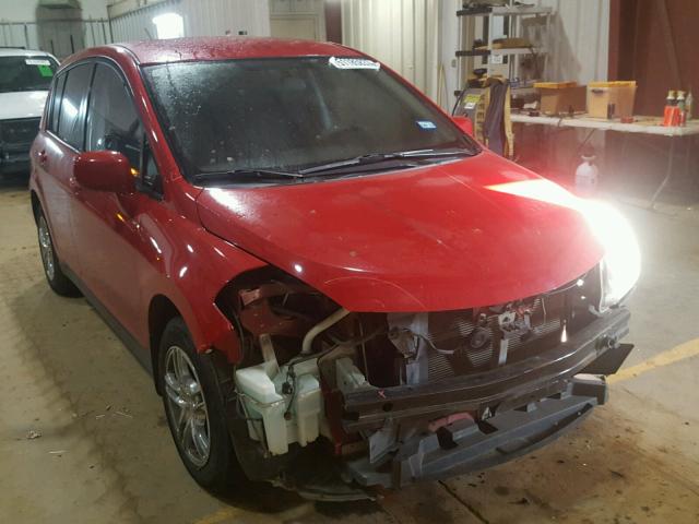 3N1BC13E47L367562 - 2007 NISSAN VERSA S RED photo 1