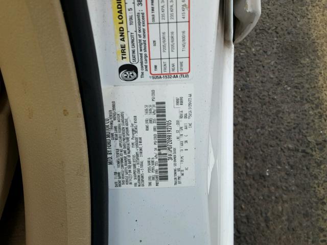 3FAHP07Z09R192705 - 2009 FORD FUSION SE WHITE photo 10