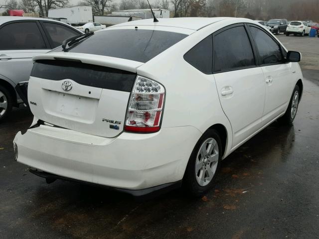 JTDKB20U487720342 - 2008 TOYOTA PRIUS WHITE photo 4