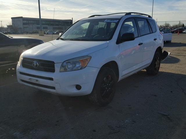 JTMBD33V486064895 - 2008 TOYOTA RAV4 WHITE photo 2