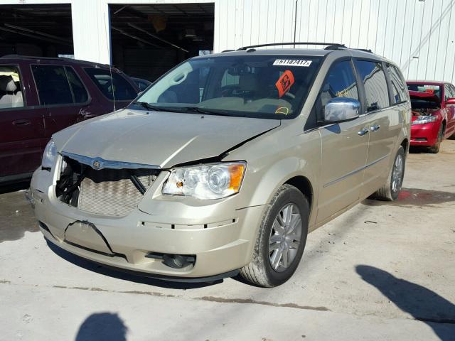 2A4RR6DX6AR241344 - 2010 CHRYSLER TOWN & COU GOLD photo 2