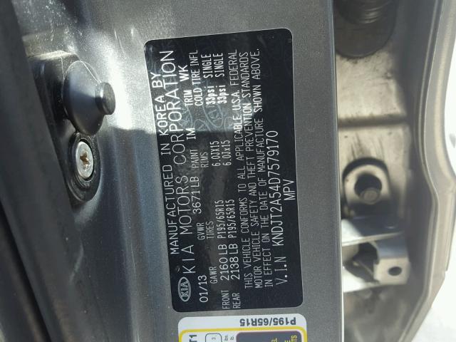 KNDJT2A54D7579170 - 2013 KIA SOUL SILVER photo 10