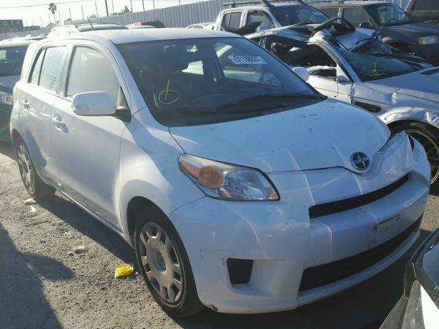 JTKKU4B41C1015697 - 2012 TOYOTA SCION XD WHITE photo 1