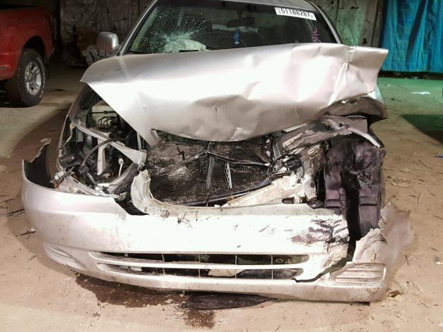 4T1BE32K83U731259 - 2003 TOYOTA CAMRY LE SILVER photo 9