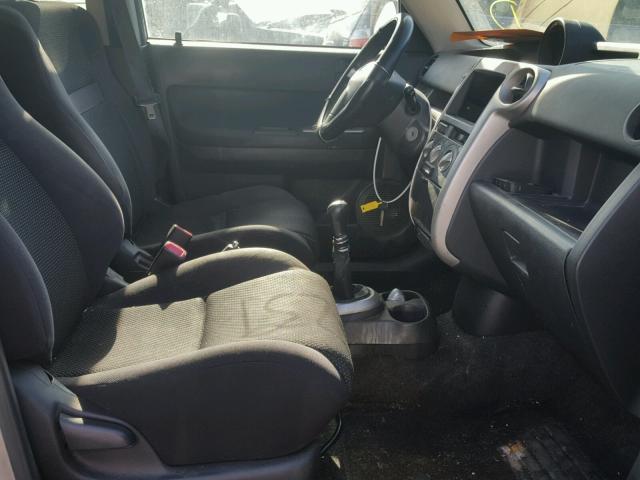 JTLKT334150174543 - 2005 TOYOTA SCION XB GRAY photo 5