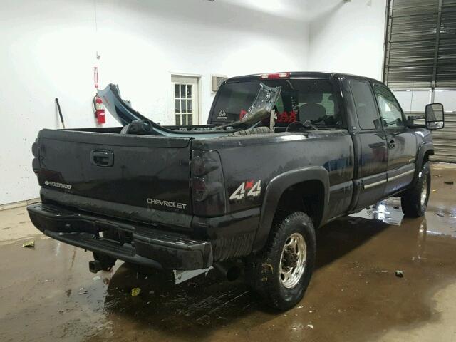 1GCHK29173E267194 - 2003 CHEVROLET SILVERADO BLACK photo 4