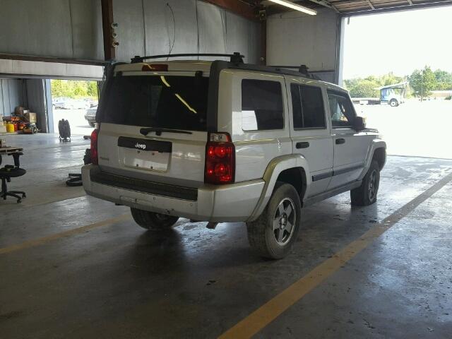 1J8HG48NX6C158304 - 2006 JEEP COMMANDER Gümüş foto 4