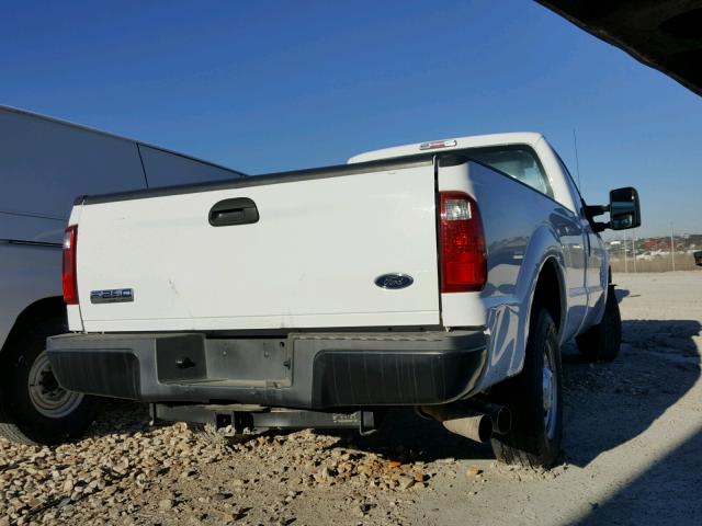 1FDBF2ATXGEB26435 - 2016 FORD F250 SUPER WHITE photo 4