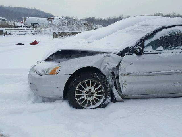 1C3EL55R14N128410 - 2004 CHRYSLER SEBRING LX SILVER photo 9