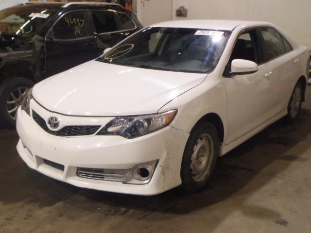 4T1BF1FK1DU656871 - 2013 TOYOTA CAMRY L WHITE photo 2