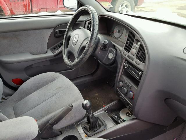 KMHDN46D84U890746 - 2004 HYUNDAI ELANTRA GL BLUE photo 9