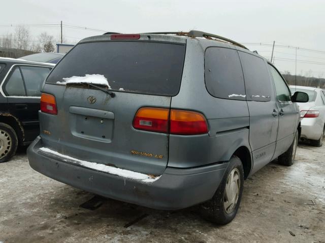 4T3ZF13C2WU052199 - 1998 TOYOTA SIENNA LE SILVER photo 4