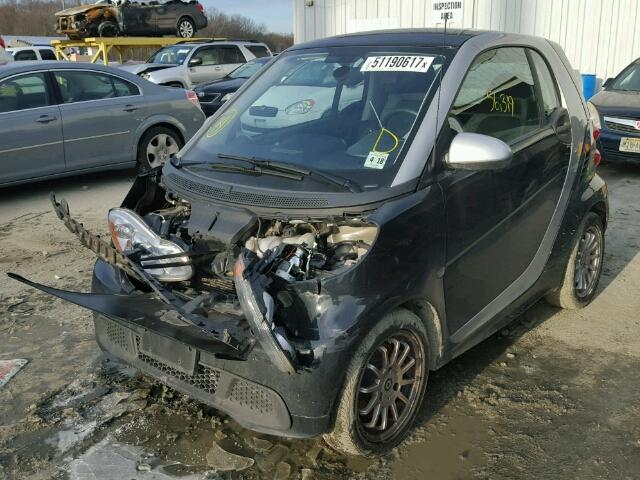 WMEEJ3BA0DK585944 - 2013 SMART FORTWO PUR TWO TONE photo 2