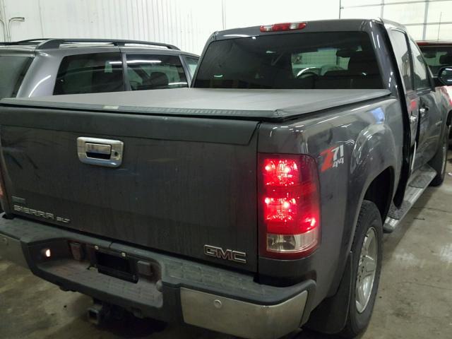 3GTRKWE30AG222994 - 2010 GMC SIERRA K15 GRAY photo 4