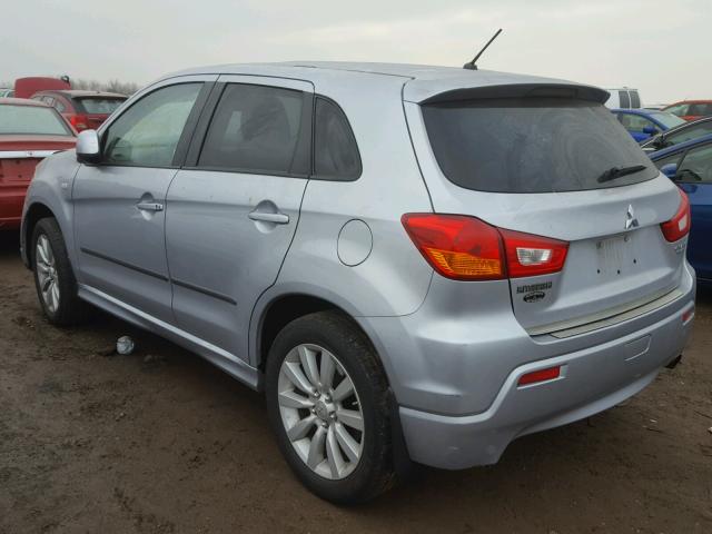 JA4AR4AU9BZ018864 - 2011 MITSUBISHI OUTLANDER SILVER photo 3