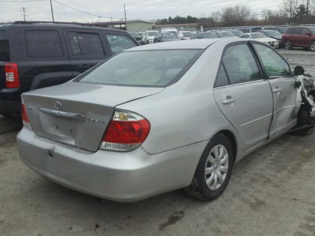 4T1BE32K35U521705 - 2005 TOYOTA CAMRY LE SILVER photo 4