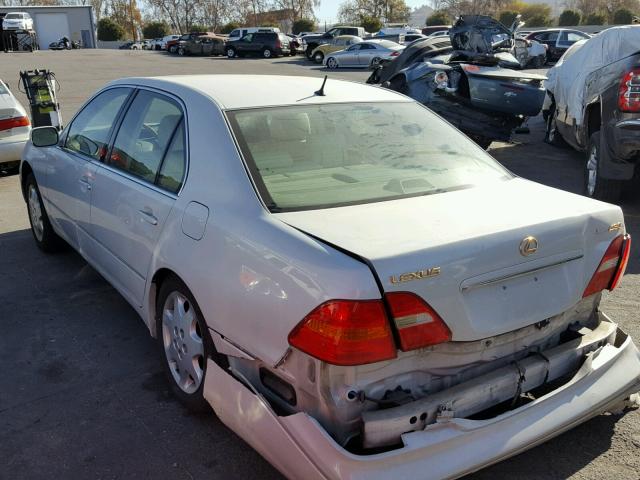 JTHBN30F830096446 - 2003 LEXUS LS 430 WHITE photo 3