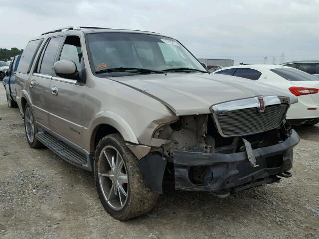 5LMFU28A2YLJ26466 - 2000 LINCOLN NAVIGATOR GOLD photo 1