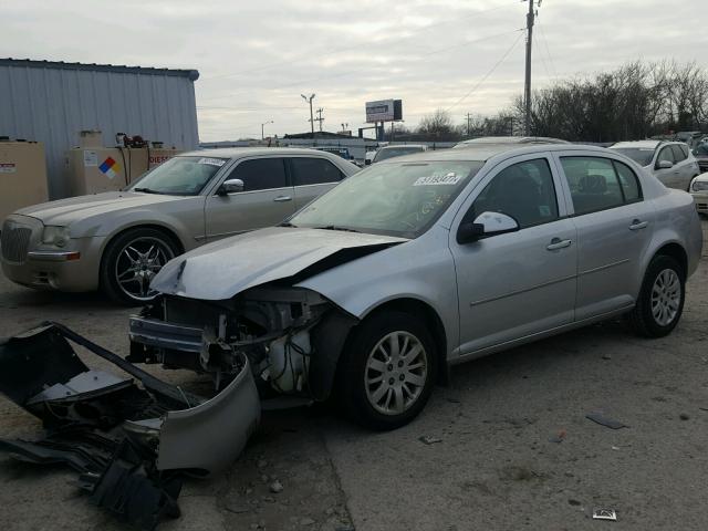 1G1AD5F54A7176186 - 2010 CHEVROLET COBALT 1LT SILVER photo 2