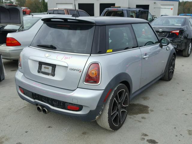 WMWMF735X8TT90449 - 2008 MINI COOPER S SILVER photo 4