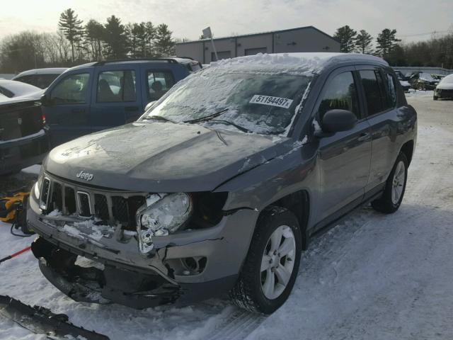 1J4NF1FB3BD206874 - 2011 JEEP COMPASS SP SILVER photo 2