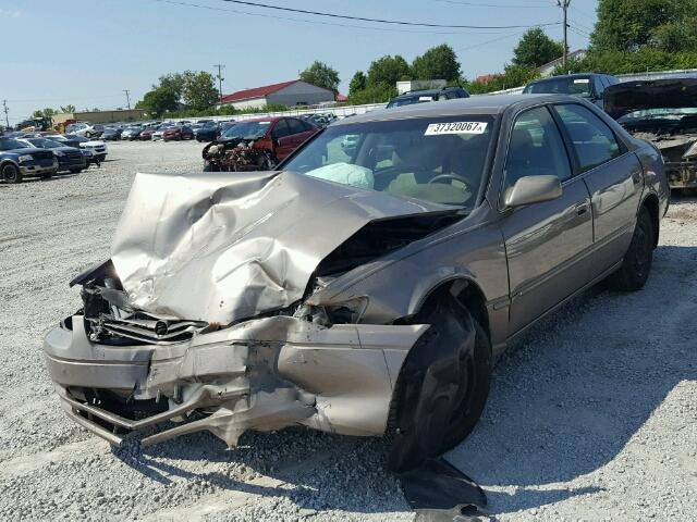 4T1BG22K8XU615540 - 1999 TOYOTA CAMRY CE GRAY photo 2