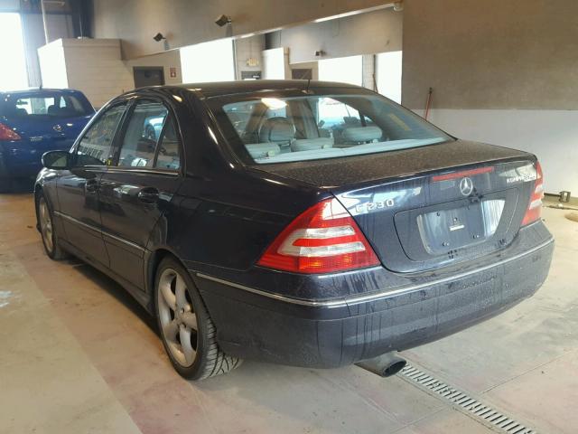 WDBRF40J35F604618 - 2005 MERCEDES-BENZ C 230K SPO BLUE photo 3