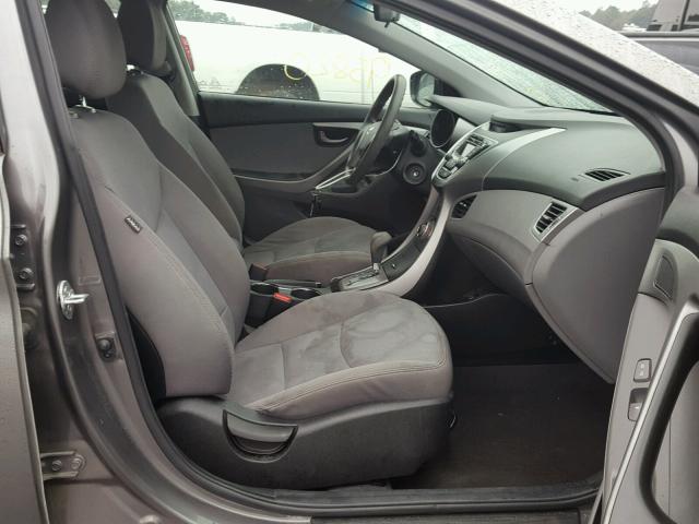 5NPDH4AE3DH269730 - 2013 HYUNDAI ELANTRA GL GRAY photo 5