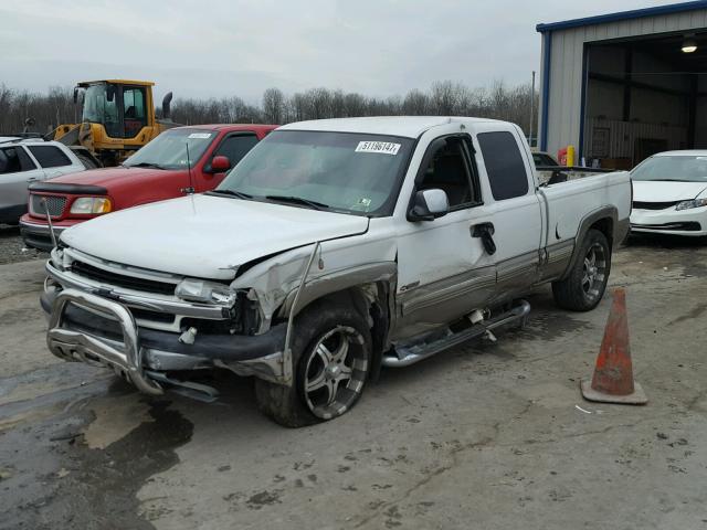 2GCEK19V1Y1405336 - 2000 CHEVROLET SILVERADO WHITE photo 2