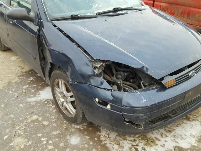 1FAFP34373W202885 - 2003 FORD FOCUS SE C BLUE photo 9