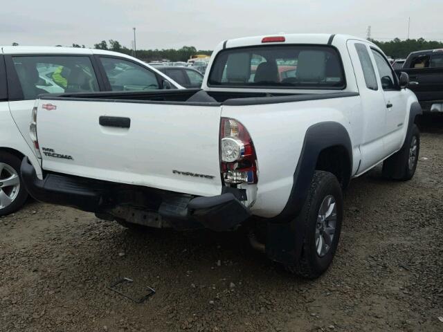 5TETX62N59Z626998 - 2009 TOYOTA TACOMA PRE WHITE photo 4