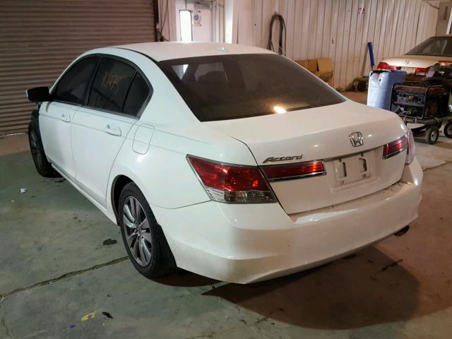 1HGCP2F80CA077310 - 2012 HONDA ACCORD EXL WHITE photo 3