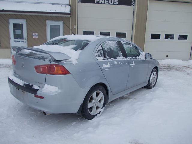 JA3AU26U49U614312 - 2009 MITSUBISHI LANCER ES/ SILVER photo 4