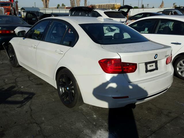 WBA3C1C55DF443052 - 2013 BMW 328 I SULE WHITE photo 3