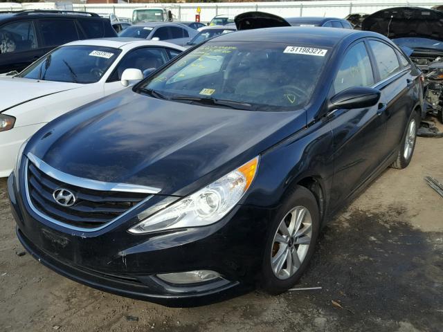 5NPEB4AC5DH724257 - 2013 HYUNDAI SONATA GLS BLACK photo 2