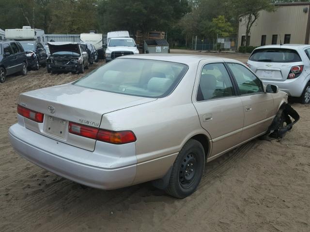 4T1BG22K9XU894688 - 1999 TOYOTA CAMRY CE GOLD photo 4