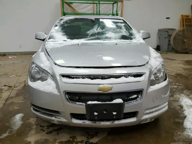 1G1ZD5E7XCF279966 - 2012 CHEVROLET MALIBU 2LT SILVER photo 9