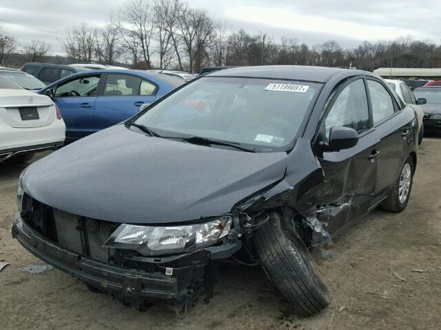 KNAFT4A28A5815332 - 2010 KIA FORTE LX BLACK photo 2