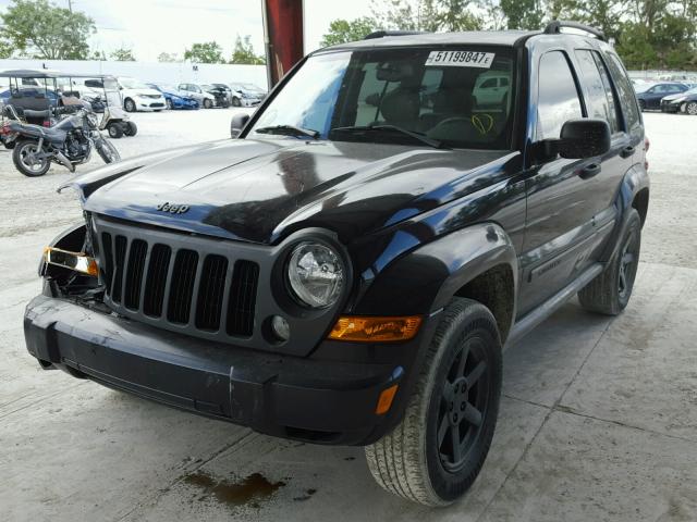 1J4GK58K35W543272 - 2005 JEEP LIBERTY LI BLACK photo 2