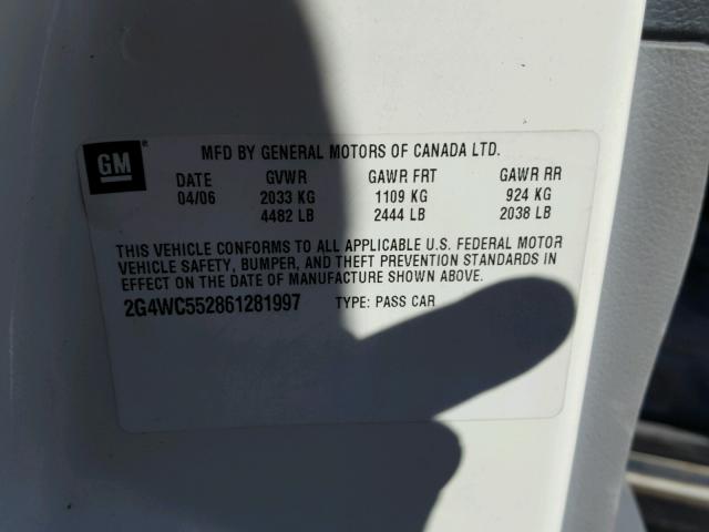 2G4WC552861281997 - 2006 BUICK LACROSSE C WHITE photo 10