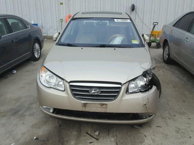 KMHDU46D39U758195 - 2009 HYUNDAI ELANTRA GL GOLD photo 9