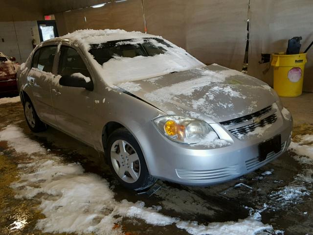 1G1AK52F157625124 - 2005 CHEVROLET COBALT SILVER photo 1